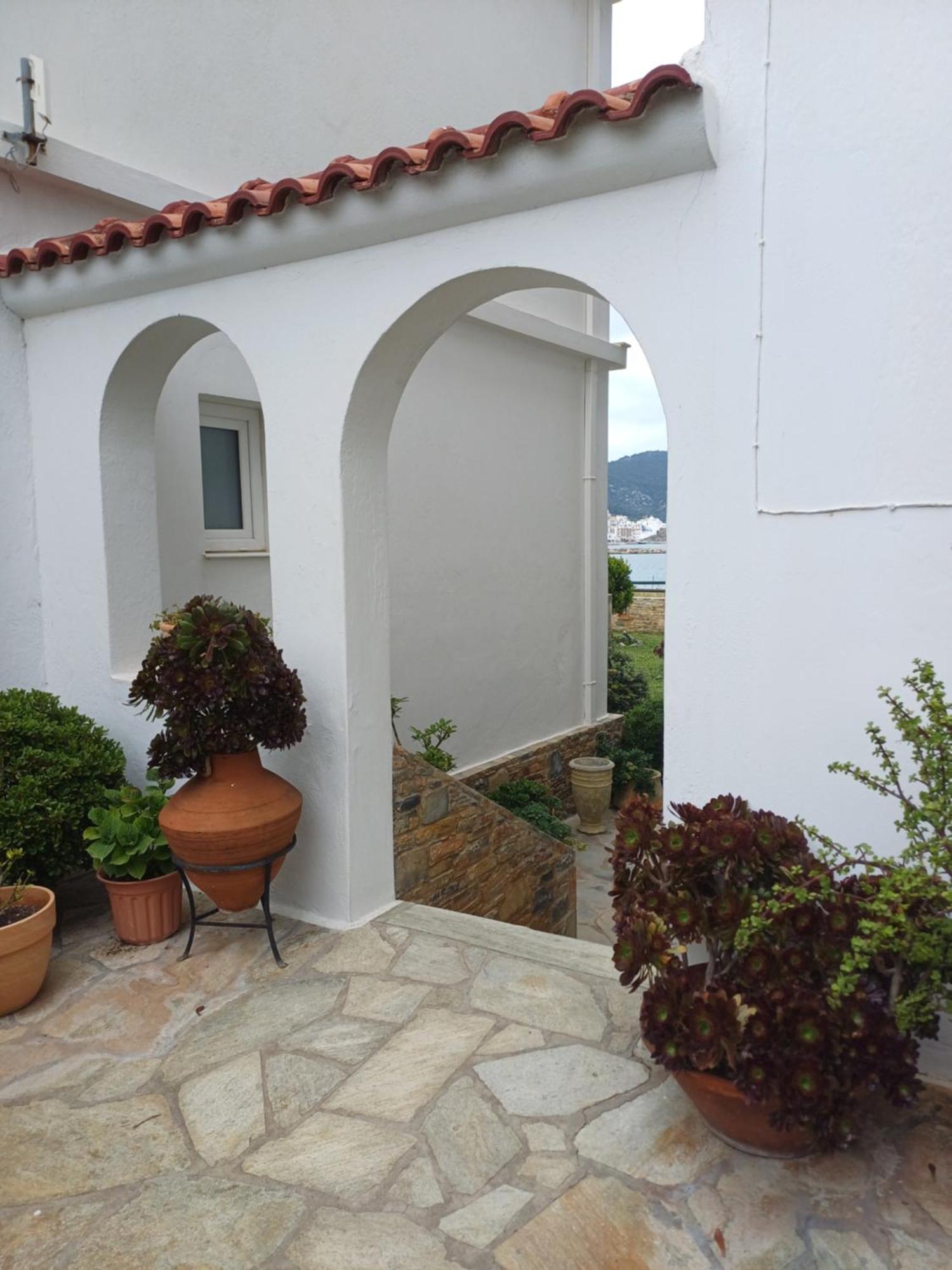 Nikolaos Studios Apartments Skopelos Town Bagian luar foto