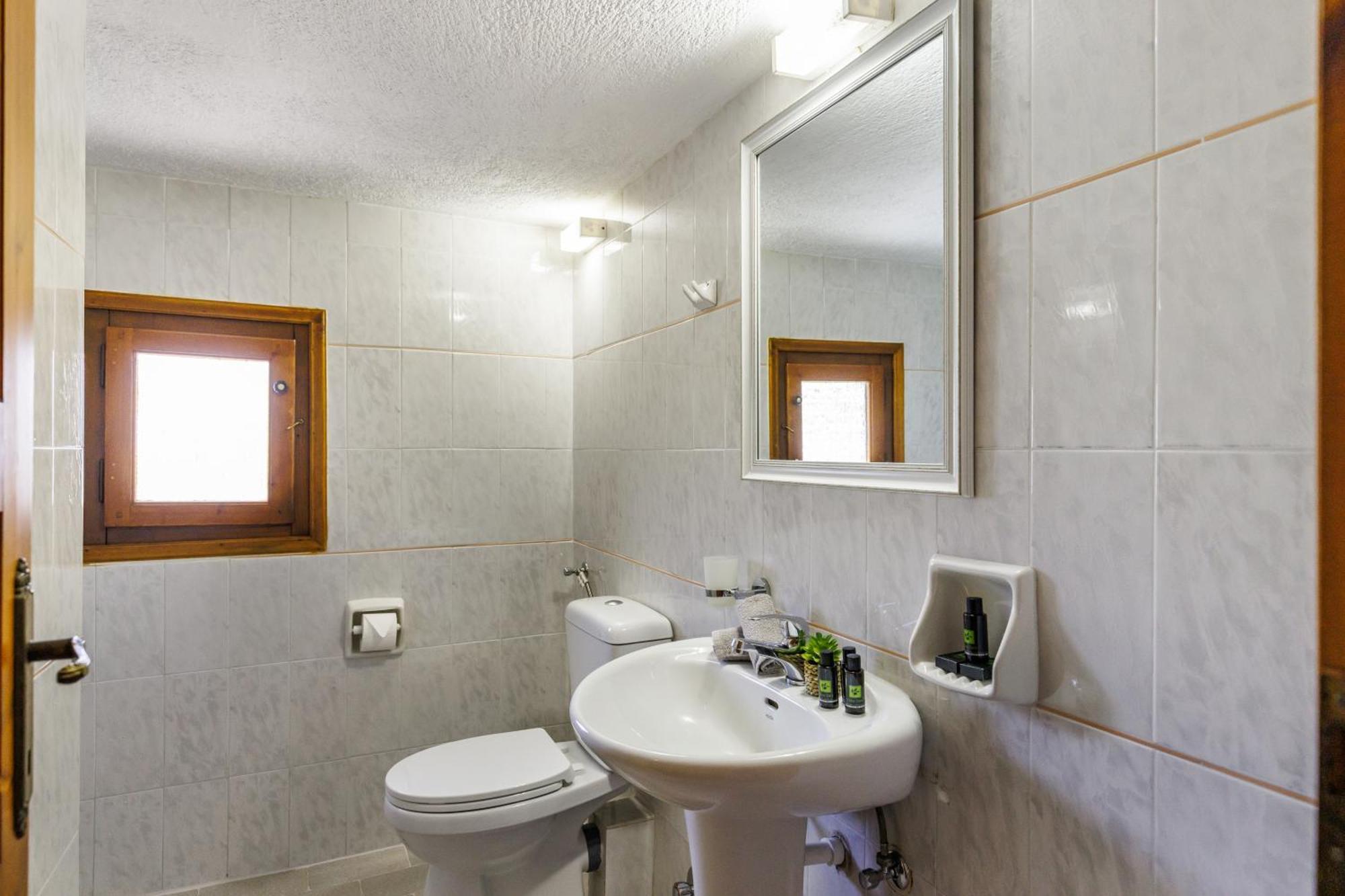 Nikolaos Studios Apartments Skopelos Town Bagian luar foto
