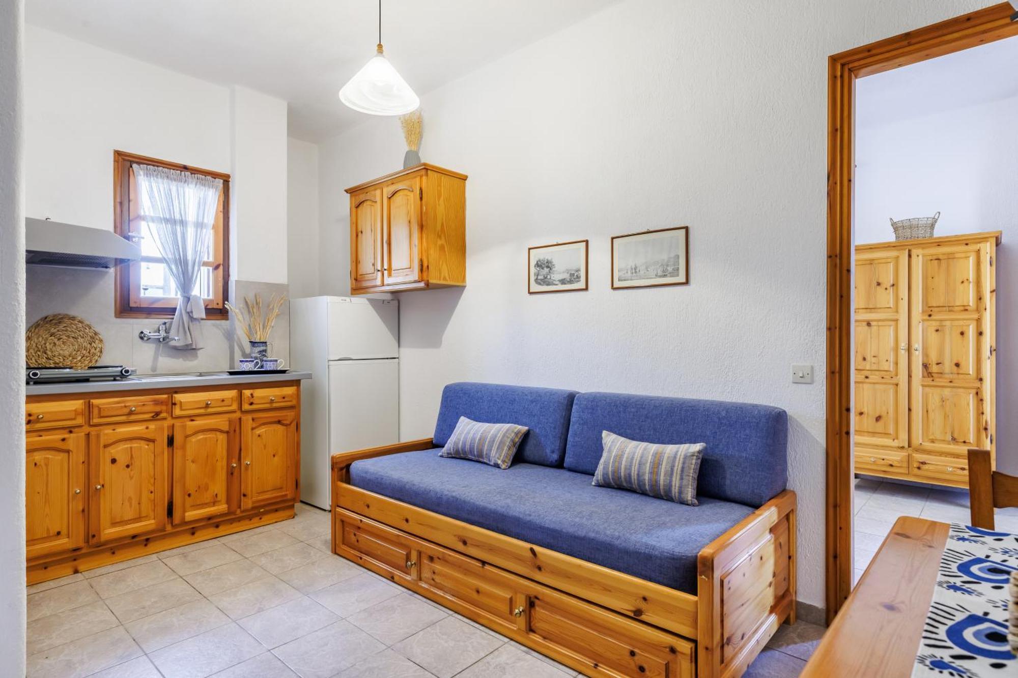 Nikolaos Studios Apartments Skopelos Town Bagian luar foto